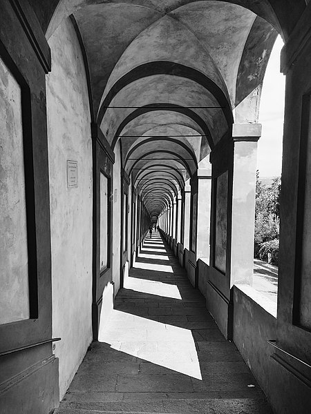 File:San Luca Porticos.jpg