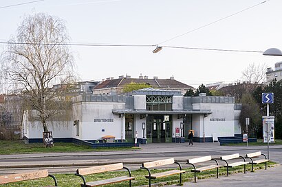 So kommt man zu dem Bahnhof Wien Breitensee mit den Öffentlichen - Mehr zum Ort Hier