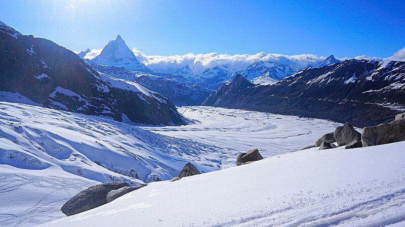 File:Schweiz Schihochtour im Monte Rosa-Massiv - panoramio.jpg