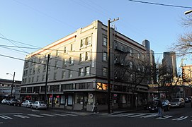 American Hotel (Hostelling International), 520 S King St