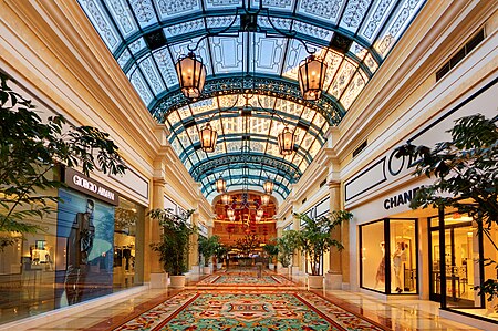 Tập_tin:Shops_in_the_Bellagio_casino,_Las_Vegas.jpg