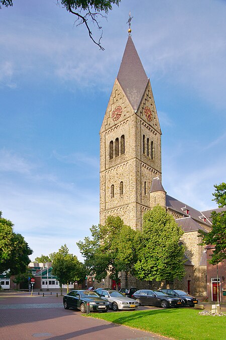 Sint Petruskerk, Gulpen (02)