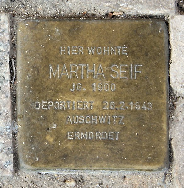 File:Stolperstein Babelsberger Str 11 (Wilmd) Martha Seif.jpg