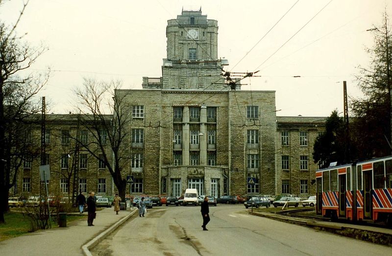 File:Tallinn Kopli, May 1996.jpg