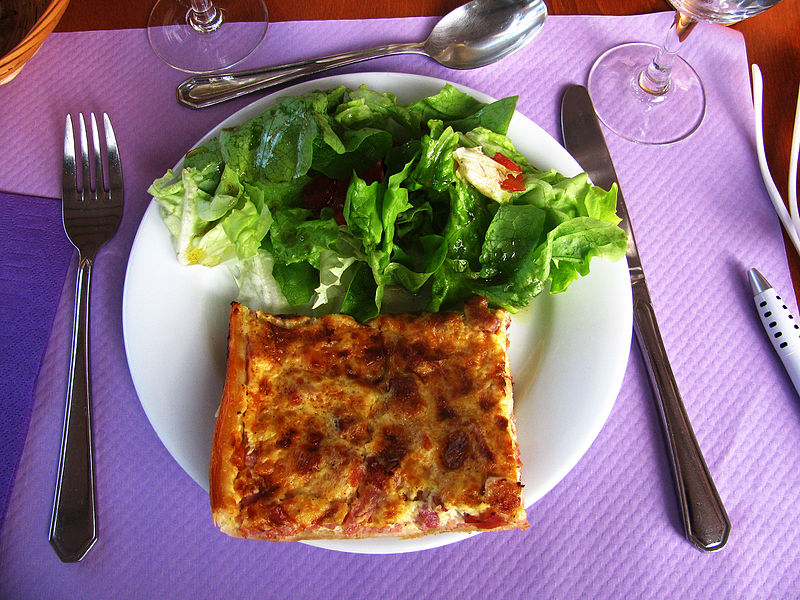 File:Tourte aux fruits de mer.JPG