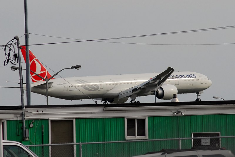 File:Turkish Airlines Boeing 777-3F2 ER TC-JJN (6977363034).jpg