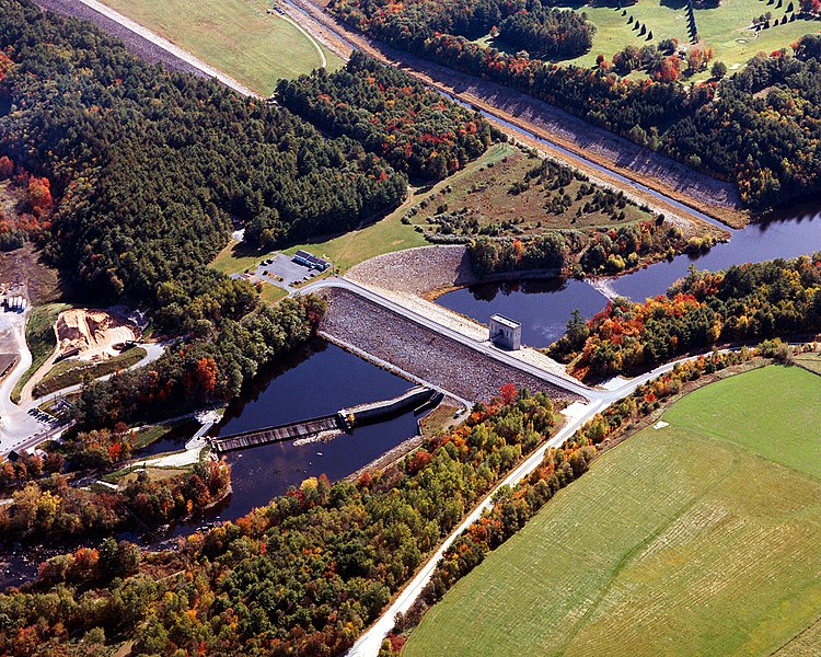 File:USACE Hopkinton Dam.jpg