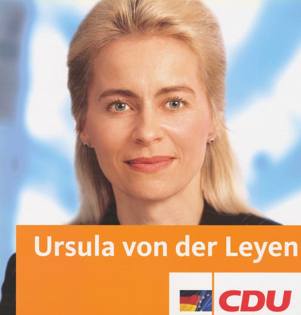 2005 campaign poster featuring von der Leyen