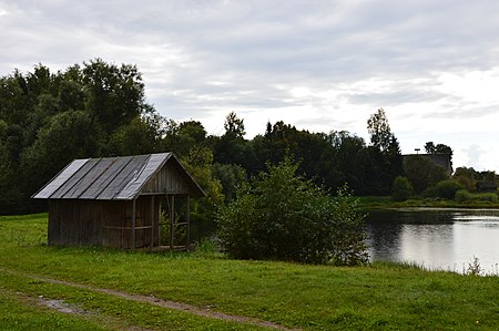 Vana-Roosa paisjärv.JPG