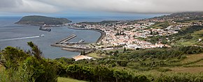 Vista de Horta desde el mirador de Nossa Senhora da Conceição, Isla de Fayal, Azores, Portugalia, 2020-07-26, DD 13.jpg