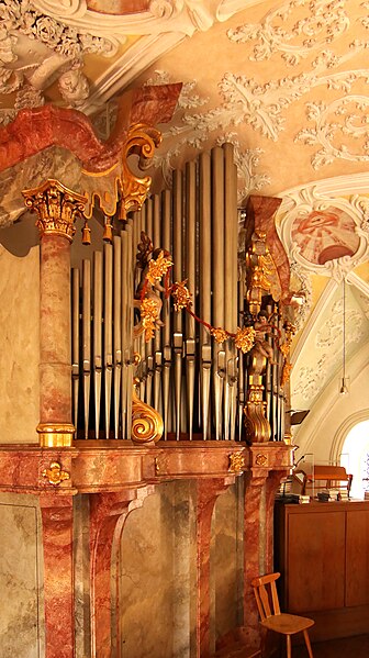 File:Vogtareuth Vogtei und Kirche 36.jpg