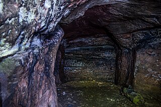 Wallaces Cave