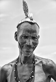 A Daasanach man Warrior, Dassanech Tribe, Ethiopia (21256536462).jpg