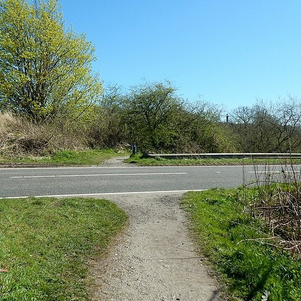 File:West Highland Way crossing road - geograph.org.uk - 3986498 (cropped).jpg