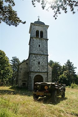 Povir, rimokatolička crkva "Marijino Vnebovzetje"