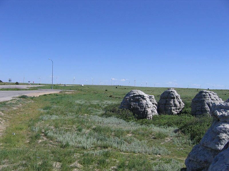 File:Wind farm from U.S. Route 287 in Colorado.jpg