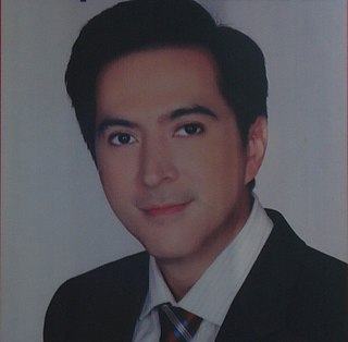 <span class="mw-page-title-main">Yuranunt Pamornmontri</span> Thai actor and politician (born 1962)