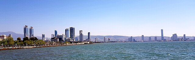 Modern İzmir skyline