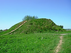 Het Graf van Oleg (Polaja sopka) bij Staraja Ladoga