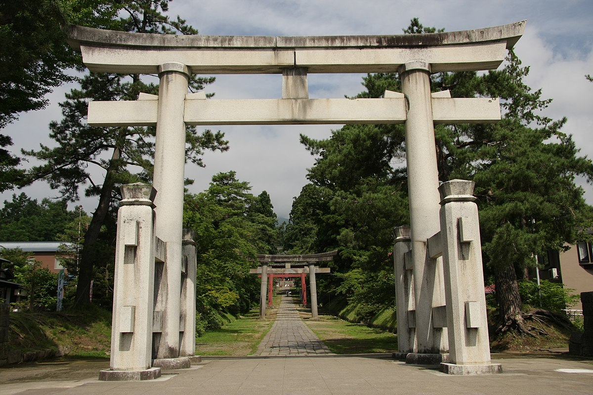 File 岩木山神社鳥居 Jpg Wikimedia Commons