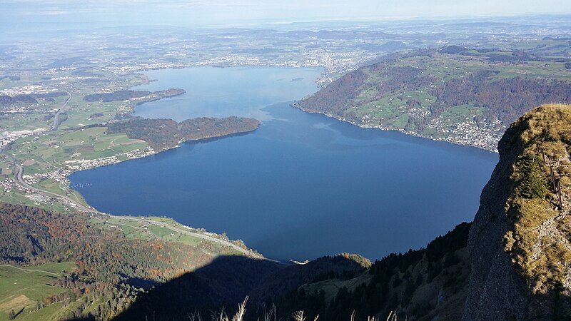 File:1010L Zugersee Rigi.jpg