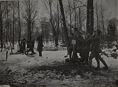 Бійці полку ведуть обстріл ворожої авіації, 1916.