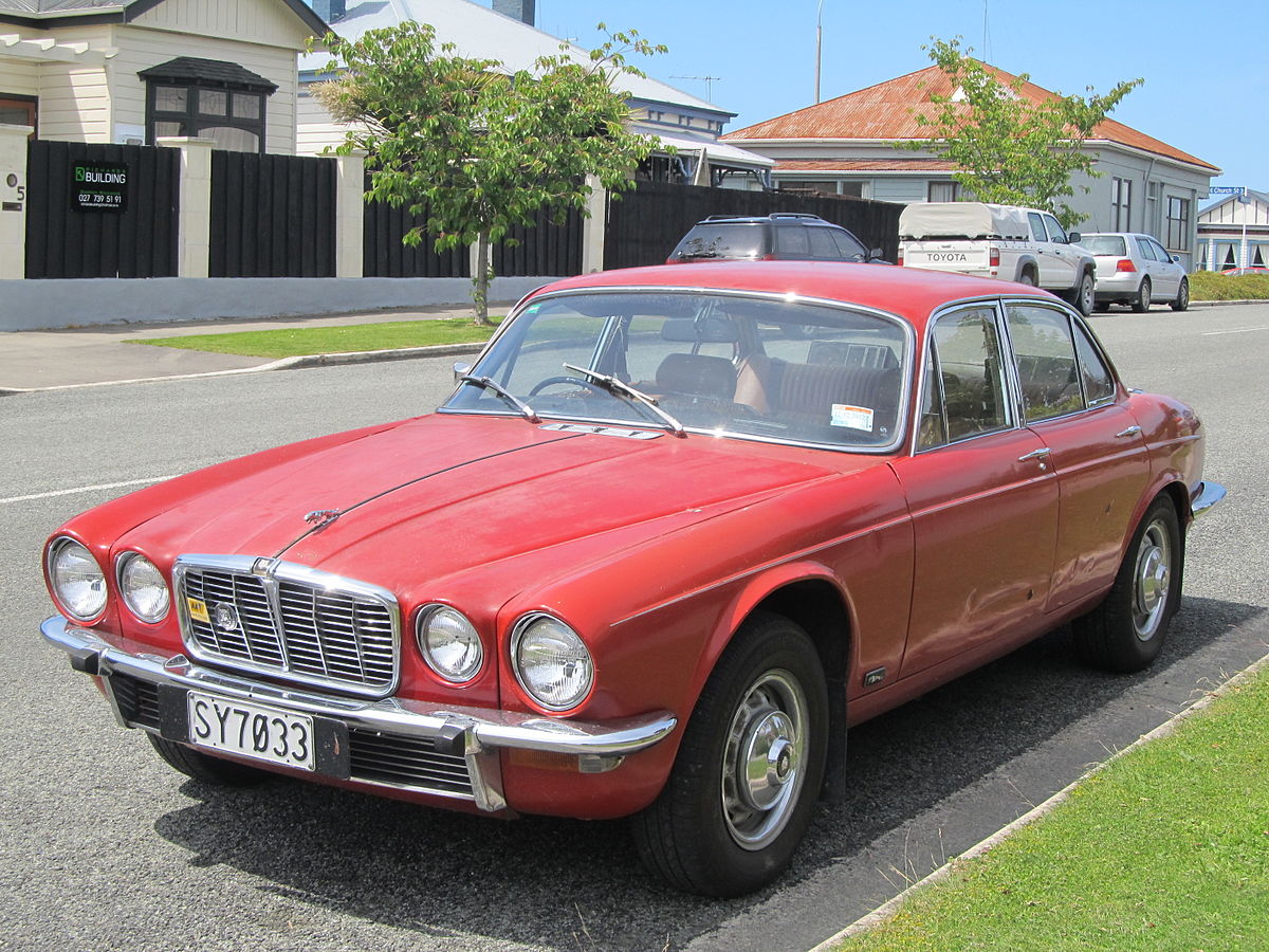 Jaguar xj6