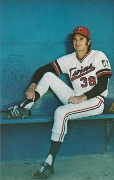 1980 Minnesota Twins Postcards Geoff Zahn.jpg