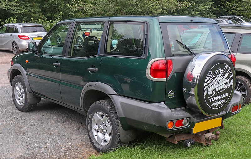 File:2004 Nissan Terrano 2.7 Rear.jpg