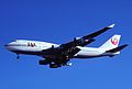 340ar - Japan Airlines Boeing 747-446, JA8086@LAS,01.03.2005 - Flickr - Aero Icarus.jpg