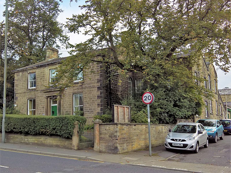 File:71 Todmorden Road, Burnley.jpg