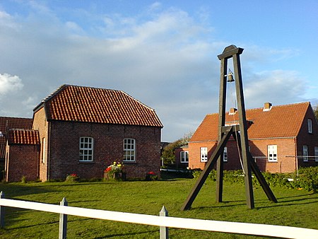 Alte Inselkirche und Inselglocke