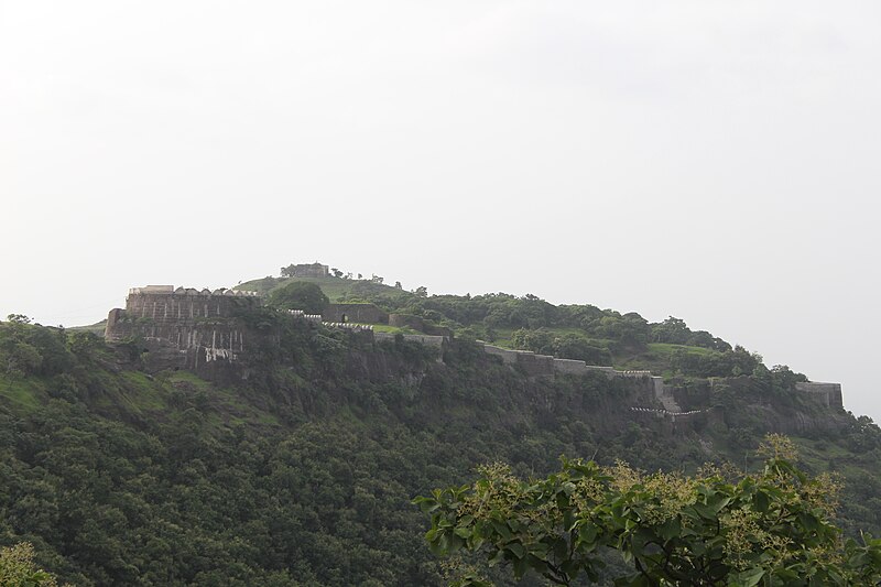 File:Antur Fort 20180805184008 IMG 1399.jpg