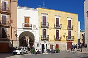 Deutsch: Italien, Bari, Piazza dell'Odegitria, Nordseite English: Italy, Bari, Piazza dell'Odegitria, north side