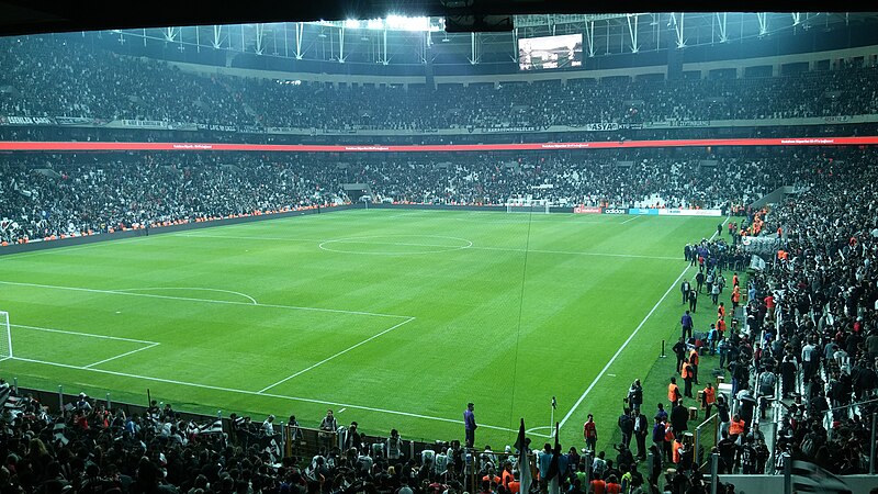 File:Beşiktaş J.K. vs Bursaspor 11 April 2016 (3).jpg