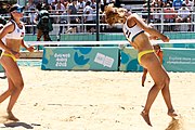 Deutsch: Beachvolleyball bei den Olympischen Jugendspielen 2018; Tag 9, 15. Oktober 2018; Mädchen, Viertelfinale: Puerto Rico-Russland 0–2 (12–21/10–21) English: Beach volleyball at the 2018 Summer Youth Olympics at 15 October 2018 – Girls Quarterfinals: Puerto Rico-Russia 0–2 (12–21/10–21)