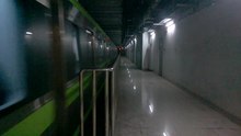 Berkas:Beijing Subway Line 9 Arriving at Military Museum Station.webm