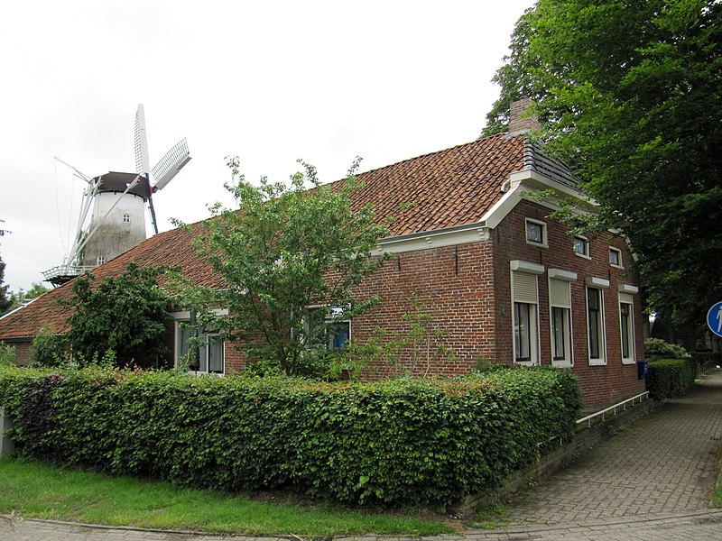 File:Bellingwolde Hoofdweg 312.jpg