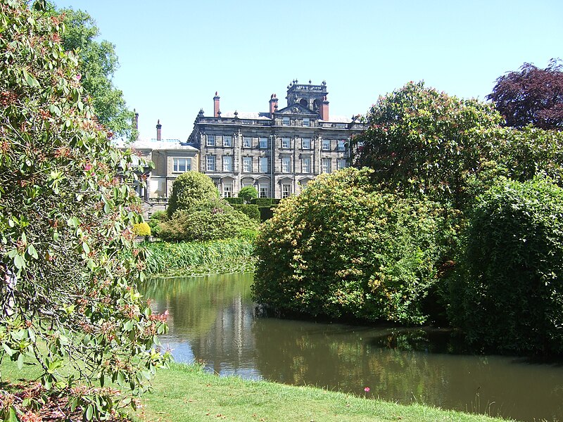 File:Biddulph Grange Gardens 02.jpg