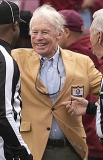 Bobby Beathard American football executive (born 1937)