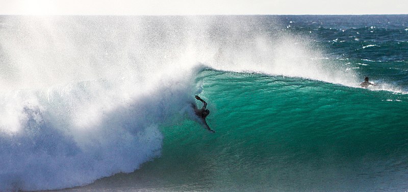 File:Bodysurfer Travis Overley at Pipeline by Rachel Newton.jpg