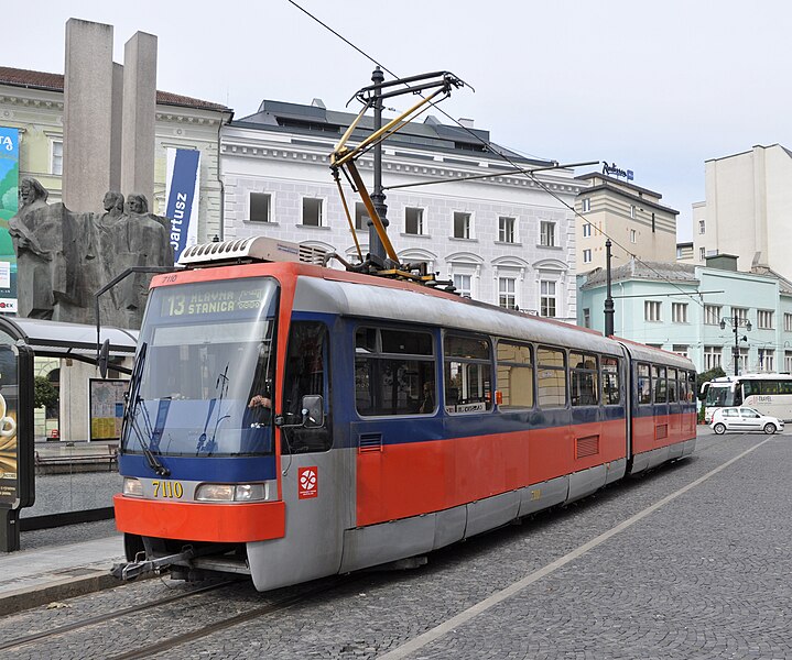 File:Bratislava Tram R03.jpg