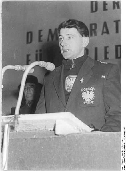 File:Bundesarchiv Bild 183-23227-1167, Eröffnung der Bobmeisterschaften, Wladimir Wilczek.jpg