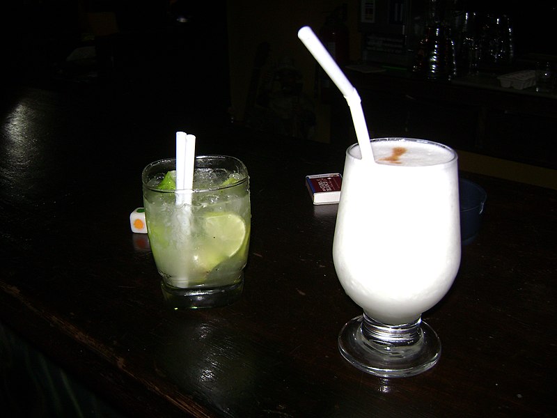 File:Caipirinha & Pisco Sour.JPG