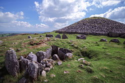 Cairn S and Cairn T Cairns S(%3F) and T, Loughcrew.jpg