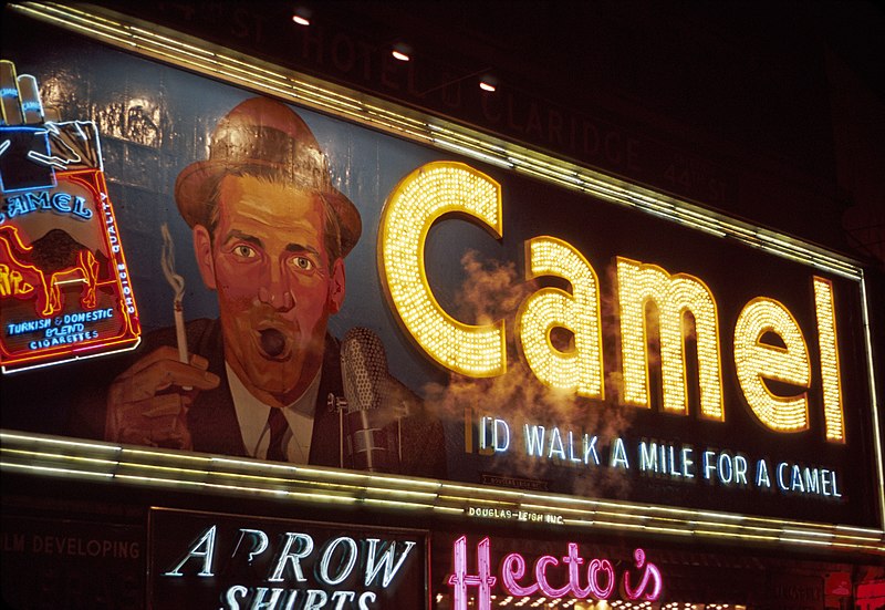 File:Camel Cigaretts Sign -- Times Square 1965.jpg