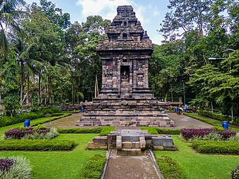 Kapan pertama kali candi penataran ditemukan