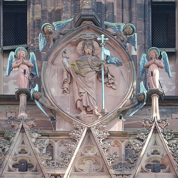 File:Cathédrale Notre-Dame - extérieur - détail (Strasbourg).jpg