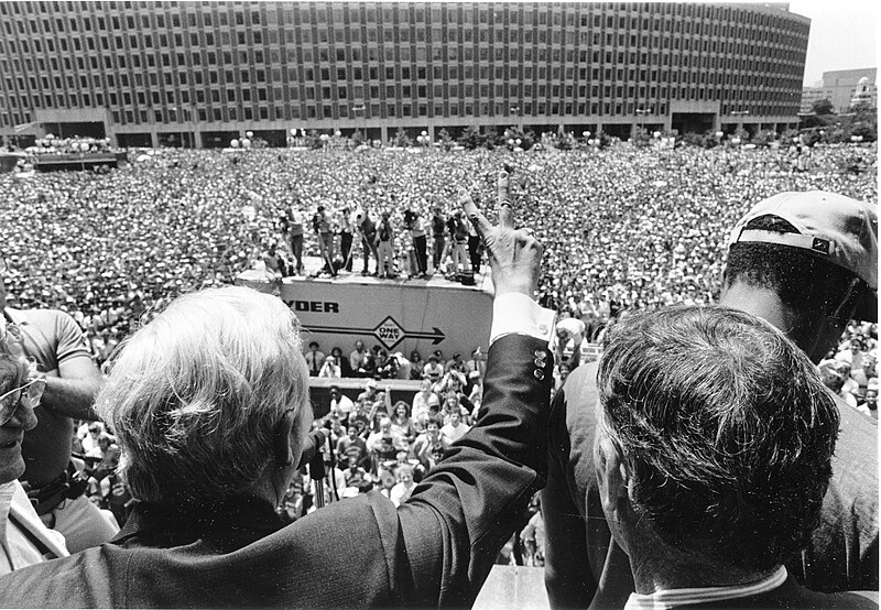 File:Celebration for Boston Celtics in City Hall Plaza (9617962424).jpg