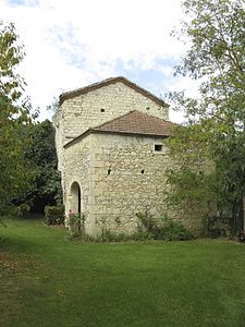 Замок XII века